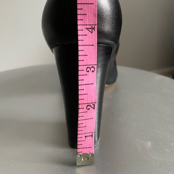 Isola Rosalie Black Leather Pumps Sz 9.5 - Picture 5 of 8